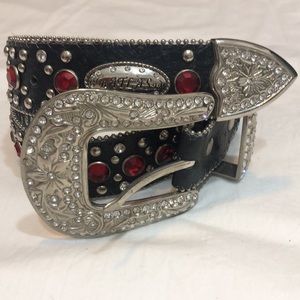 NWOT WB ATLAS TM Leather Belt Size XS